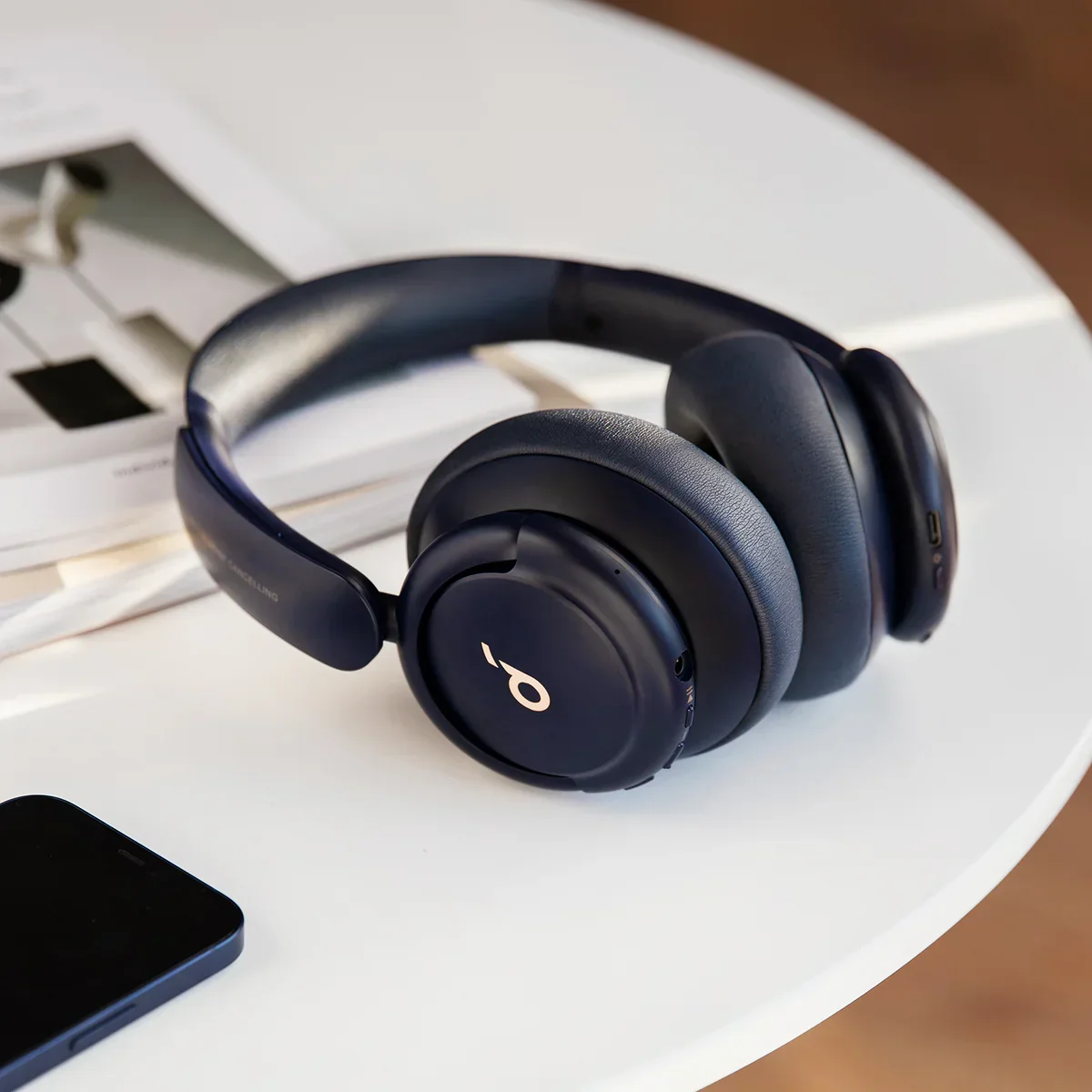 Soundcore by Anker Life Q30 Wireless Headphones - Image 4